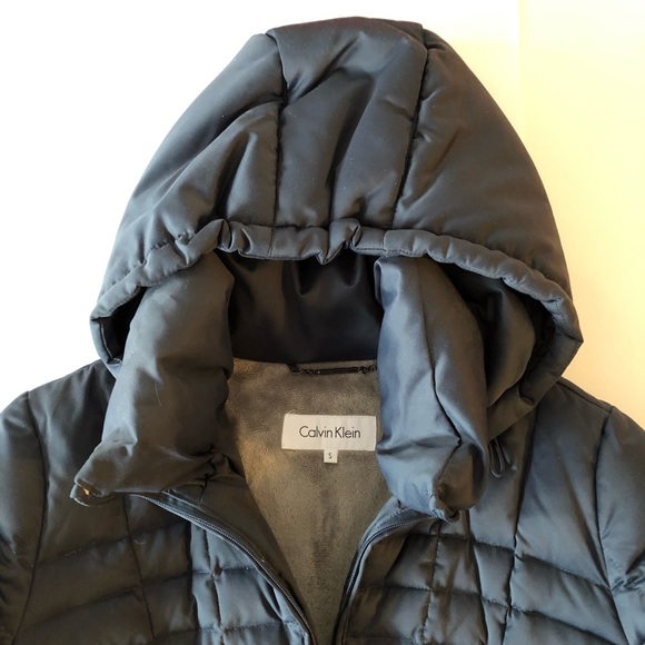 Short toasty coat with hood - Picture 5 of 6